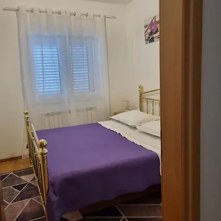 Radic Apartment *
